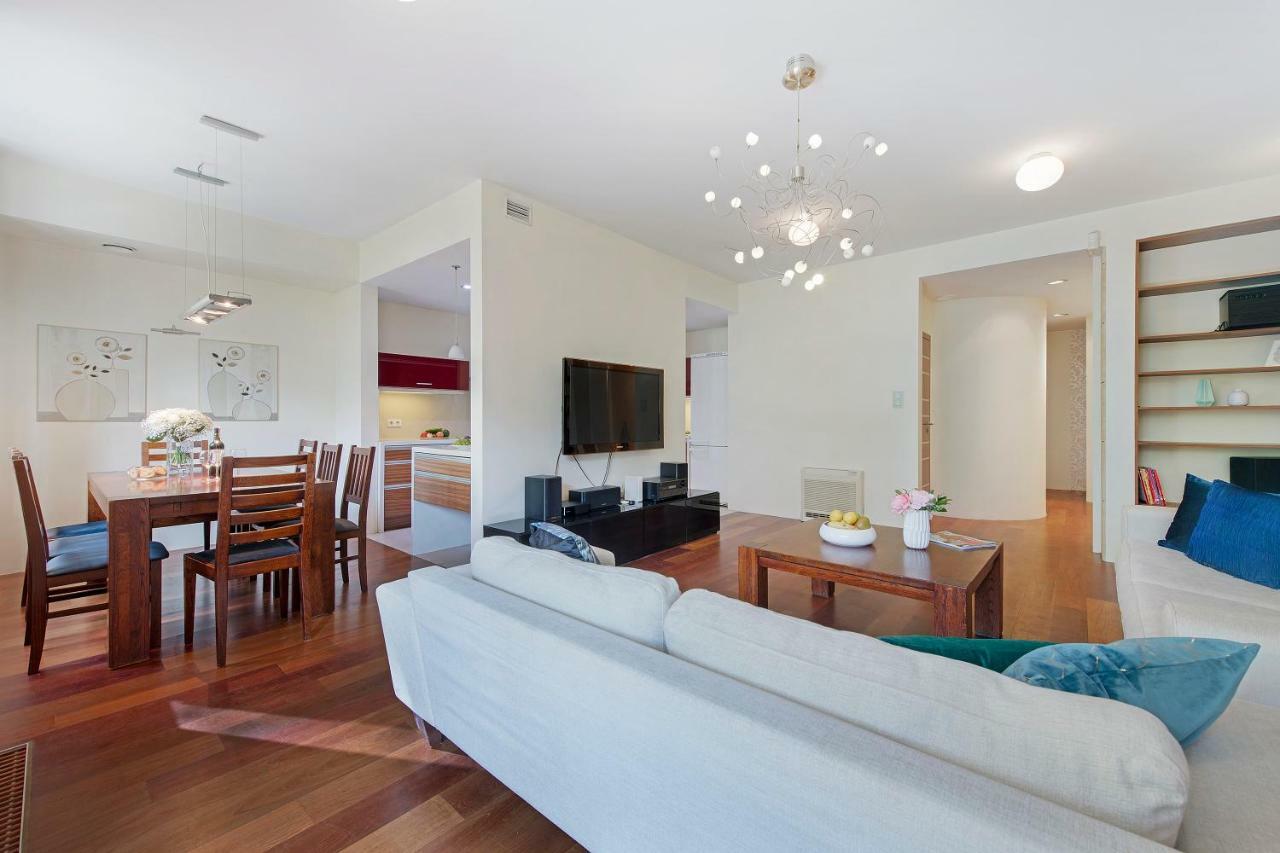 Wilanow Luxury Serviced Apartments 바르샤바 외부 사진